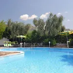 Apeneste Mattinata