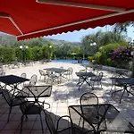 Apeneste Hotel 3*