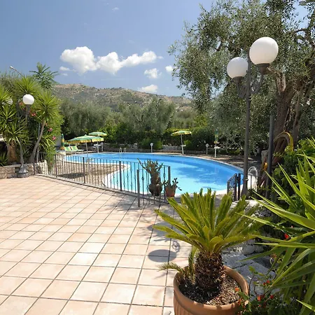 Apeneste Hotel Mattinata