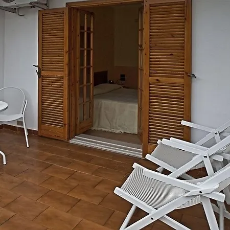 Apeneste 3* Mattinata