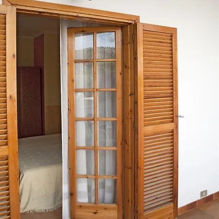 Apeneste Отель 3*